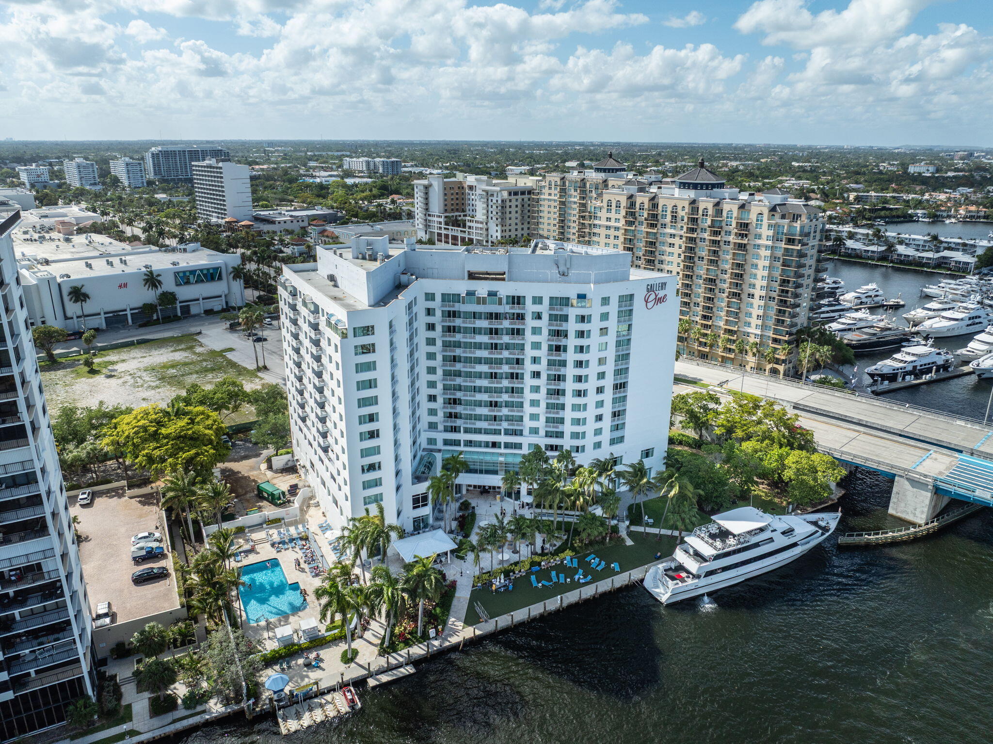 2670 E Sunrise Boulevard 1109