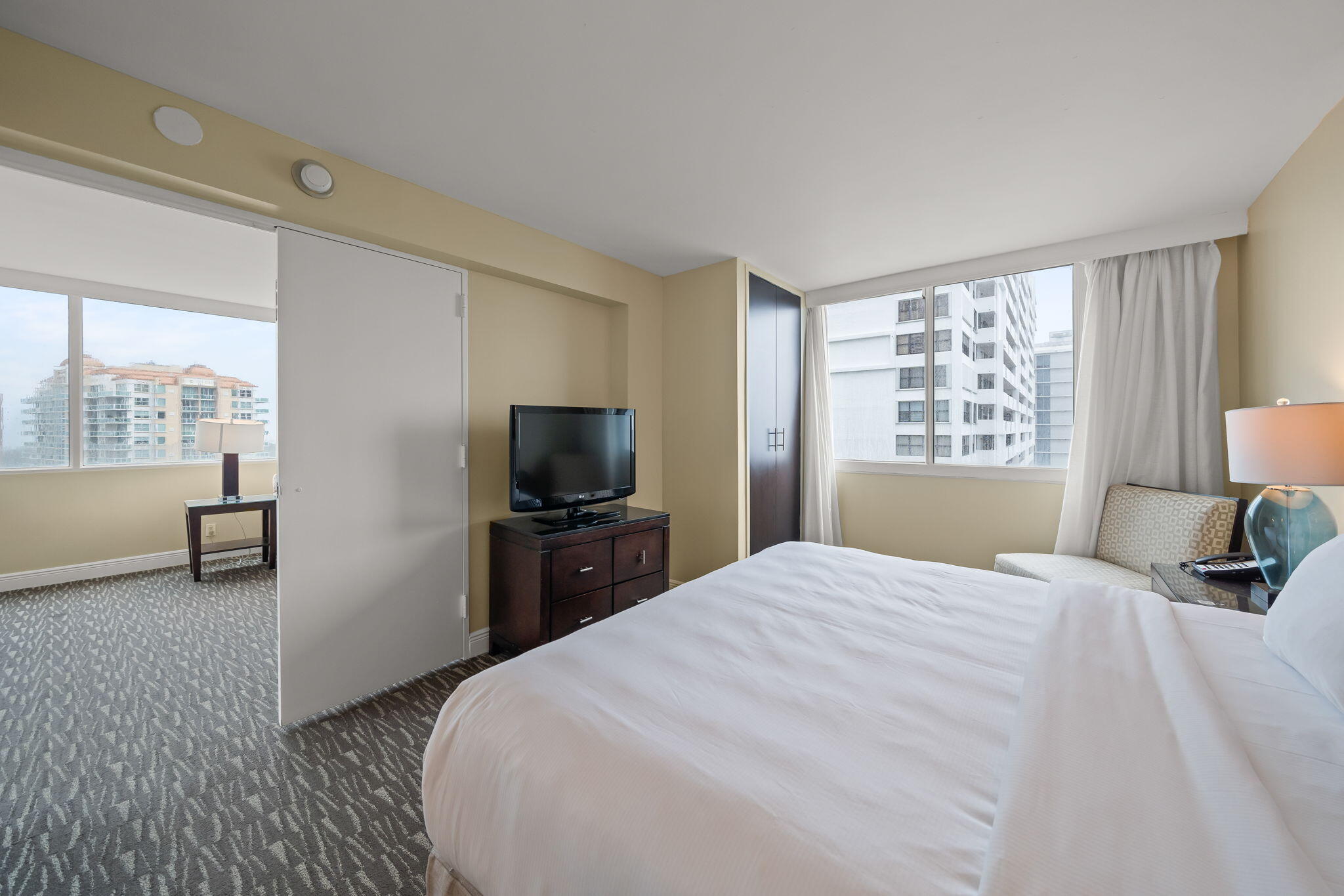 2670 E Sunrise Boulevard 1201