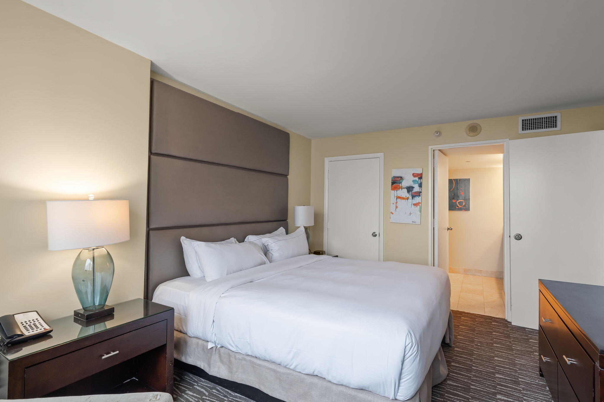 2670 E Sunrise Boulevard 1201