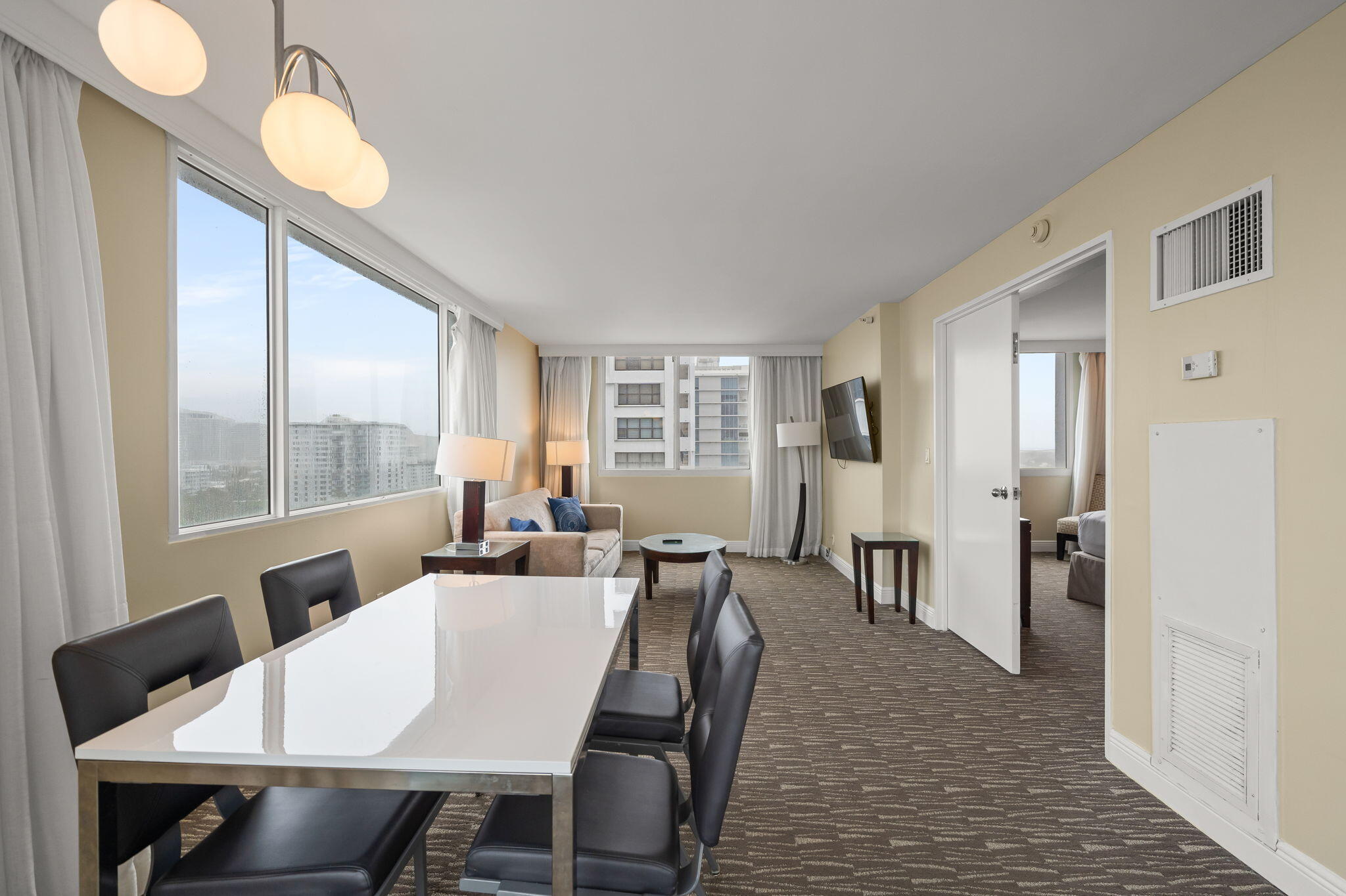 2670 E Sunrise Boulevard 1201