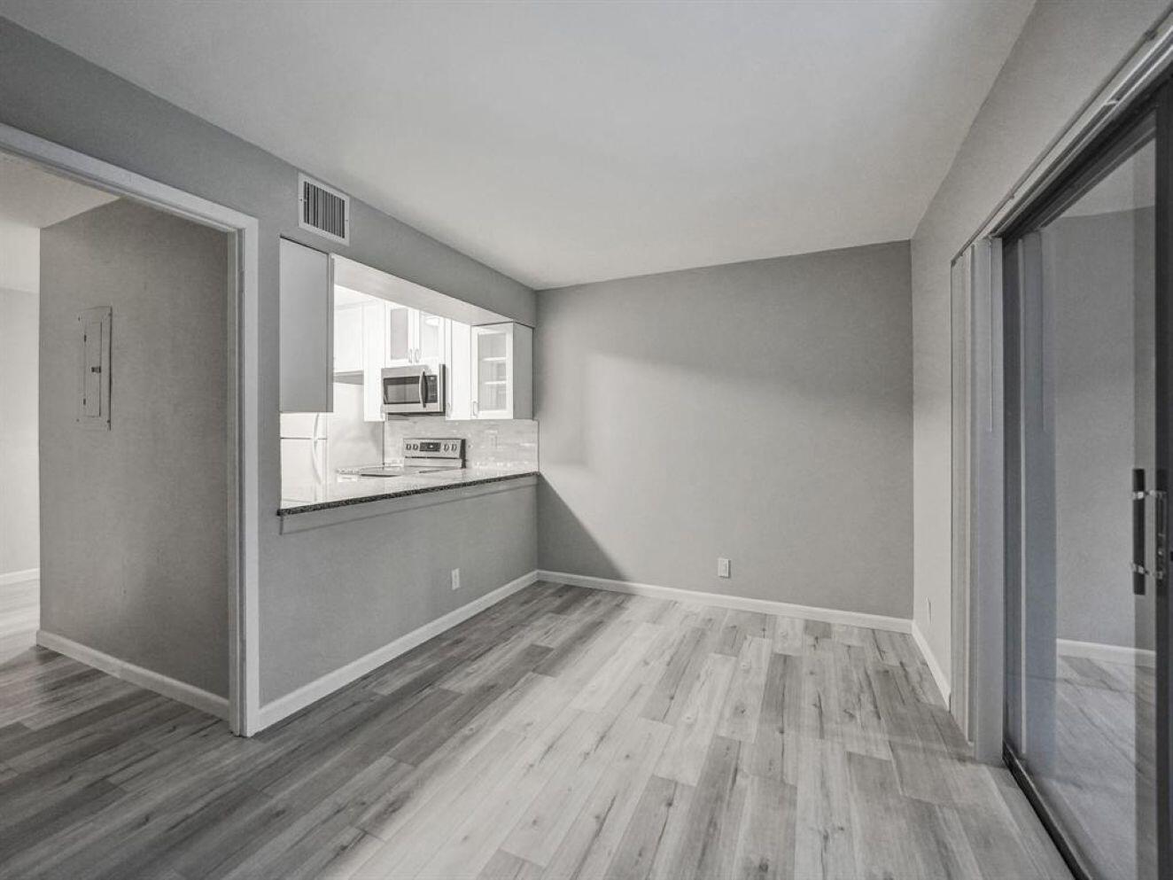 9845 RIVERSIDE Drive 8-28