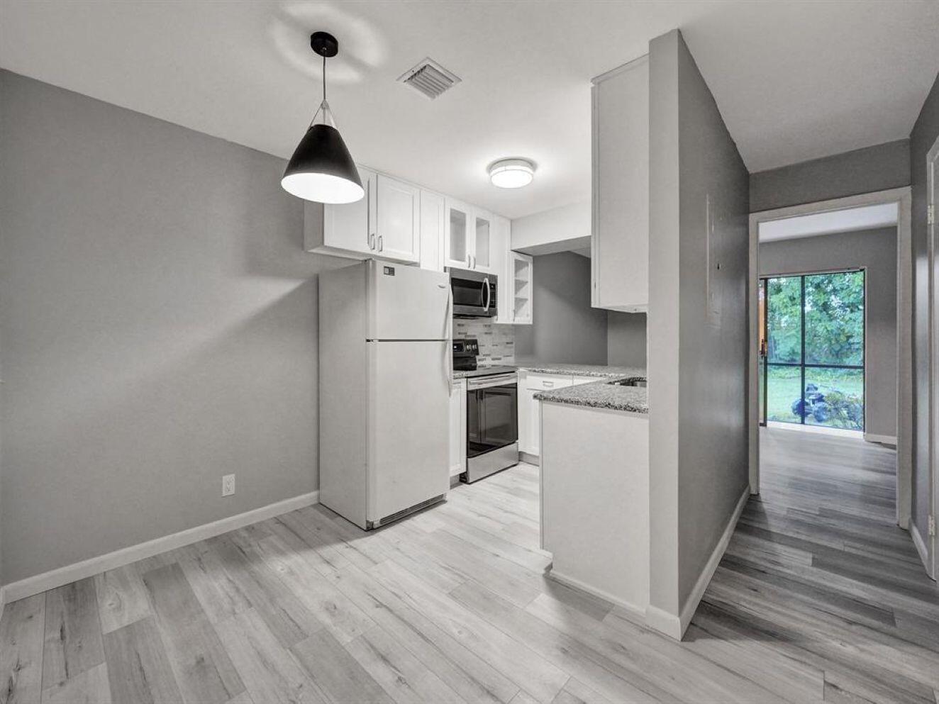 9845 RIVERSIDE Drive 8-28