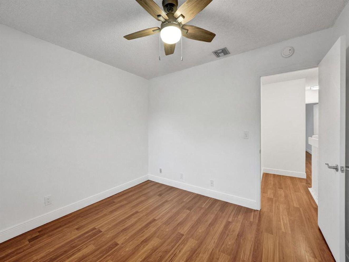 9845 RIVERSIDE Drive 8-28