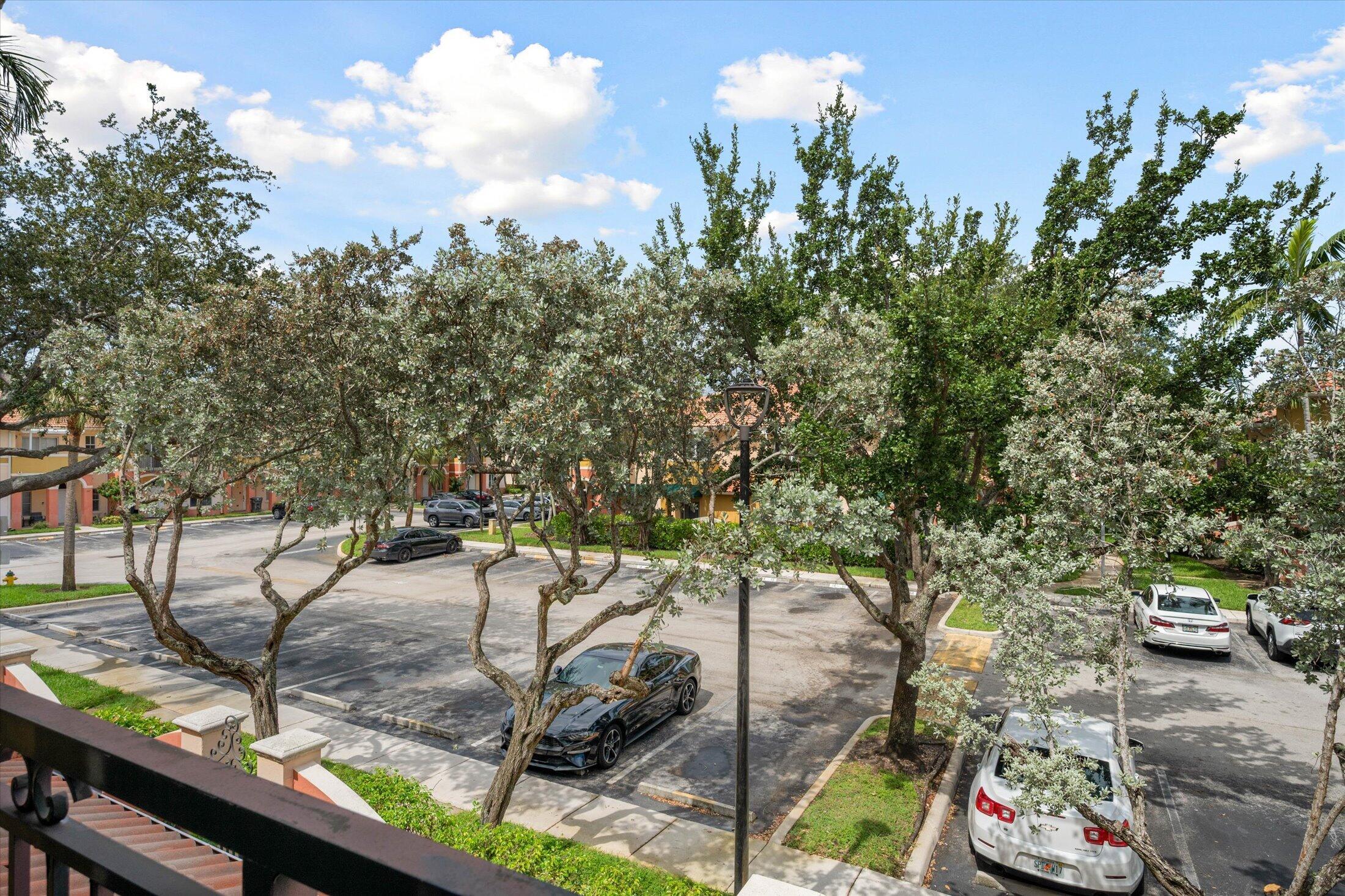 1204 SANTA CATALINA Lane