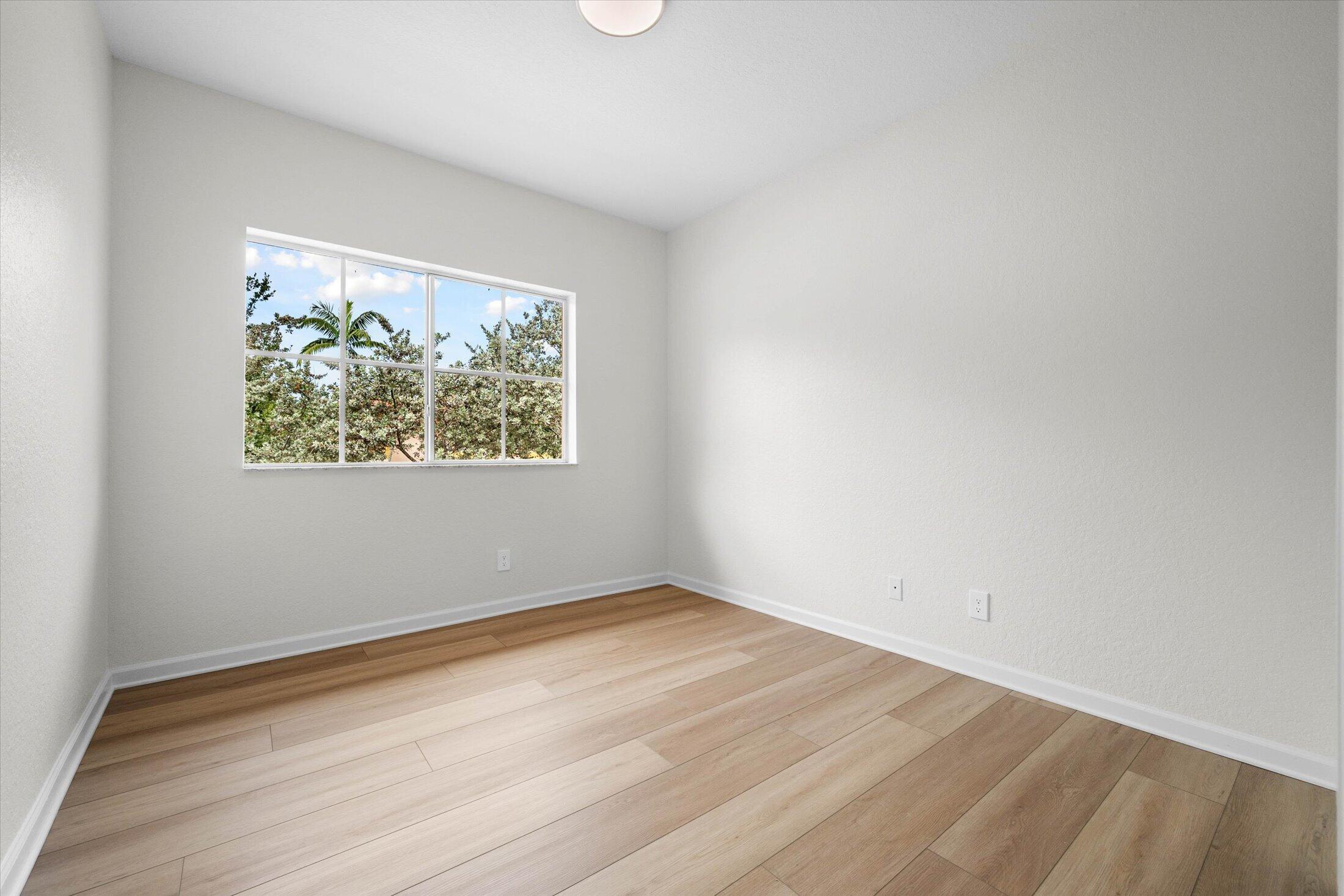1204 SANTA CATALINA Lane
