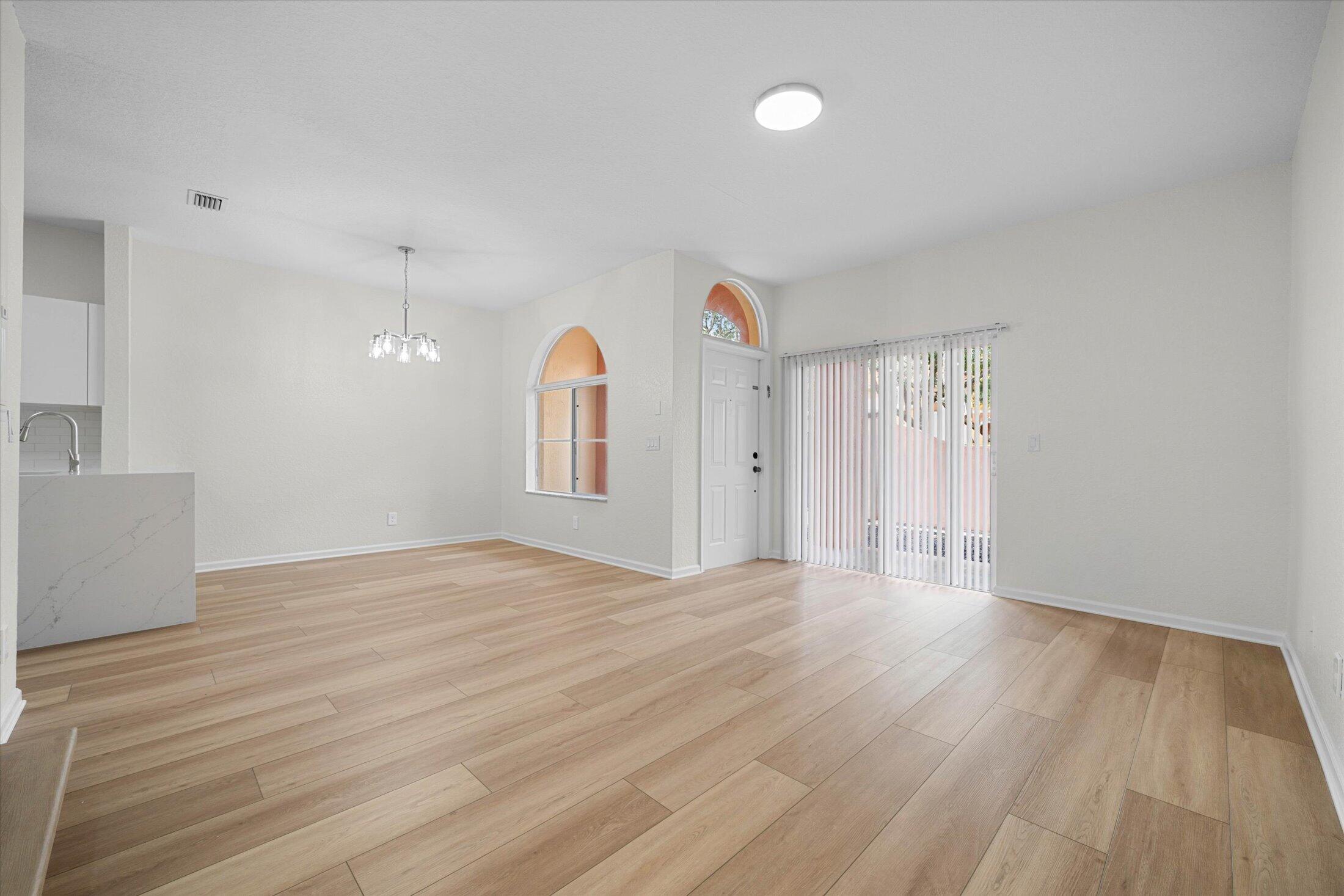 1204 SANTA CATALINA Lane