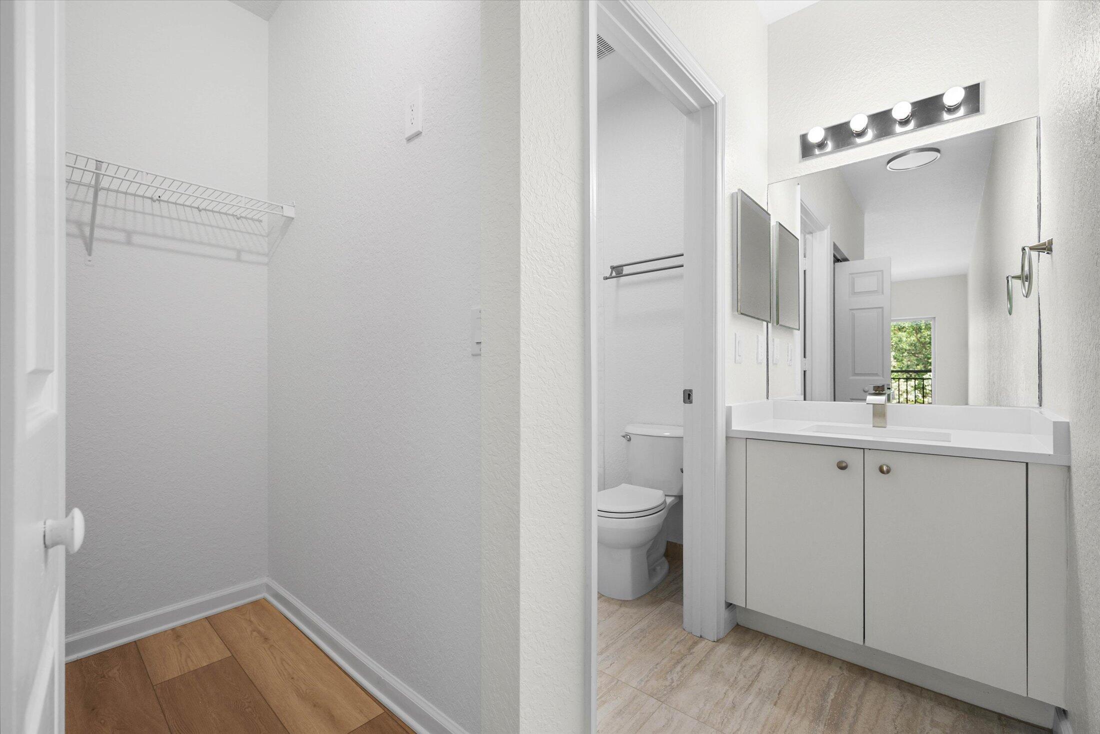 1204 SANTA CATALINA Lane