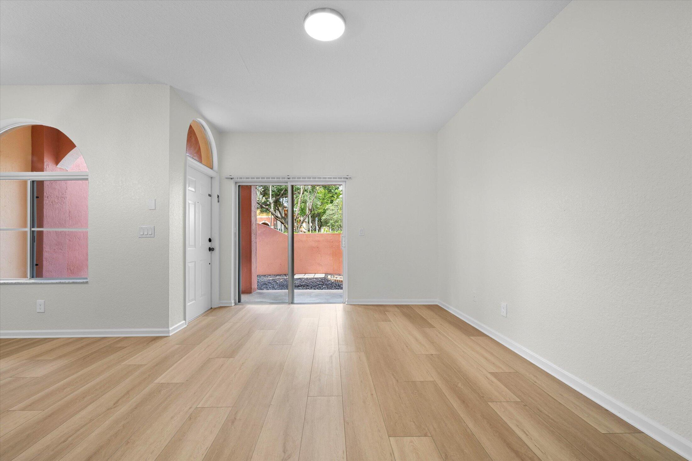 1204 SANTA CATALINA Lane