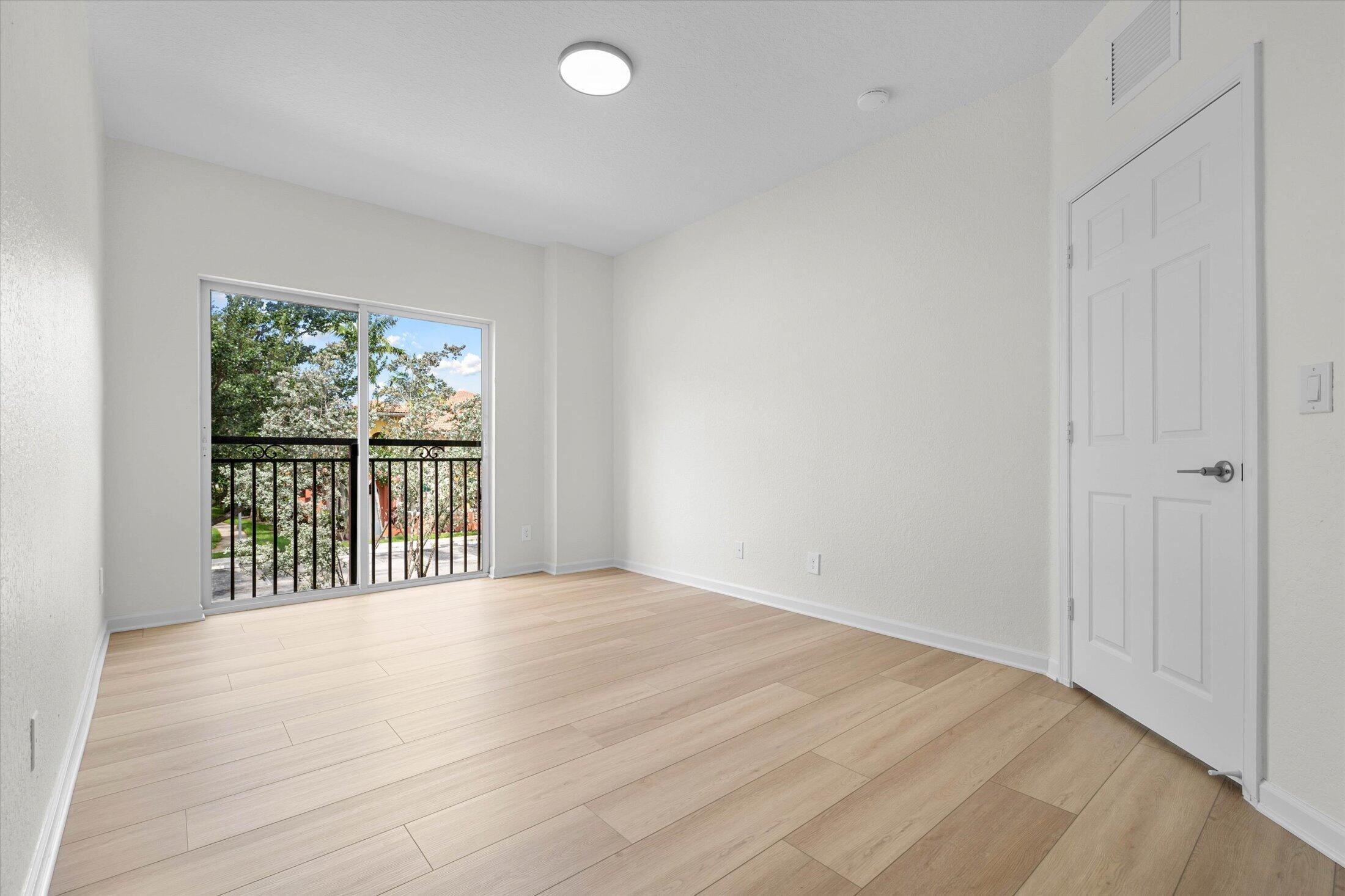 1204 SANTA CATALINA Lane