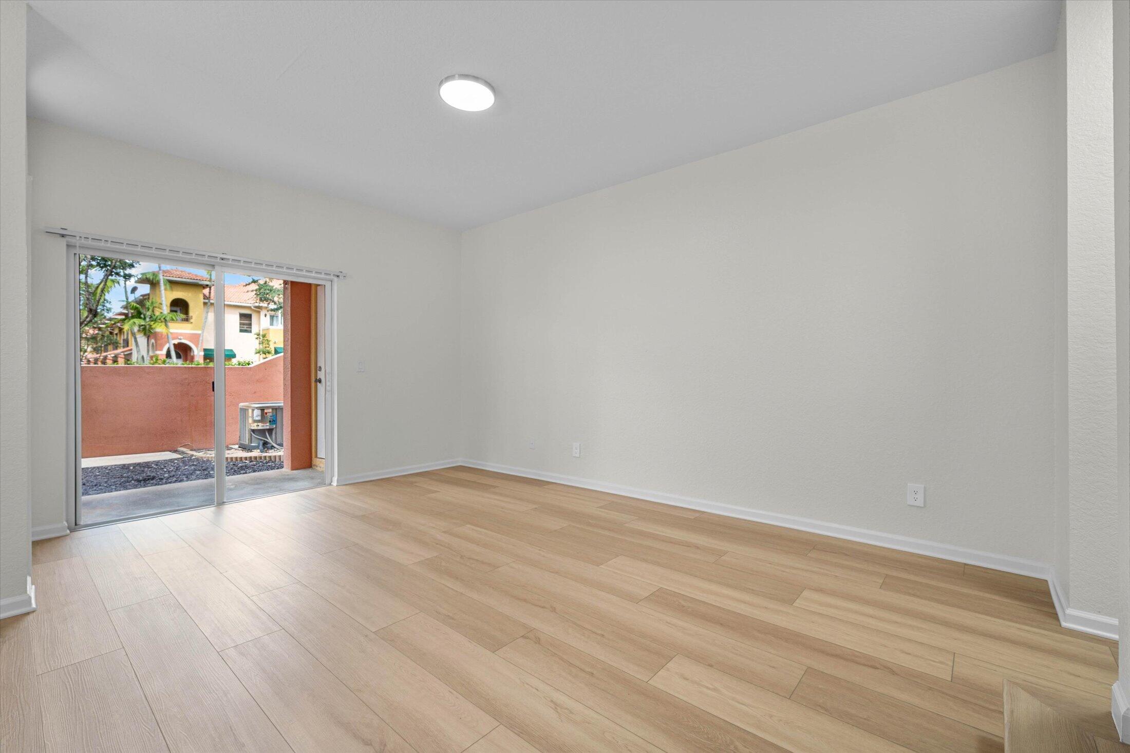 1204 SANTA CATALINA Lane