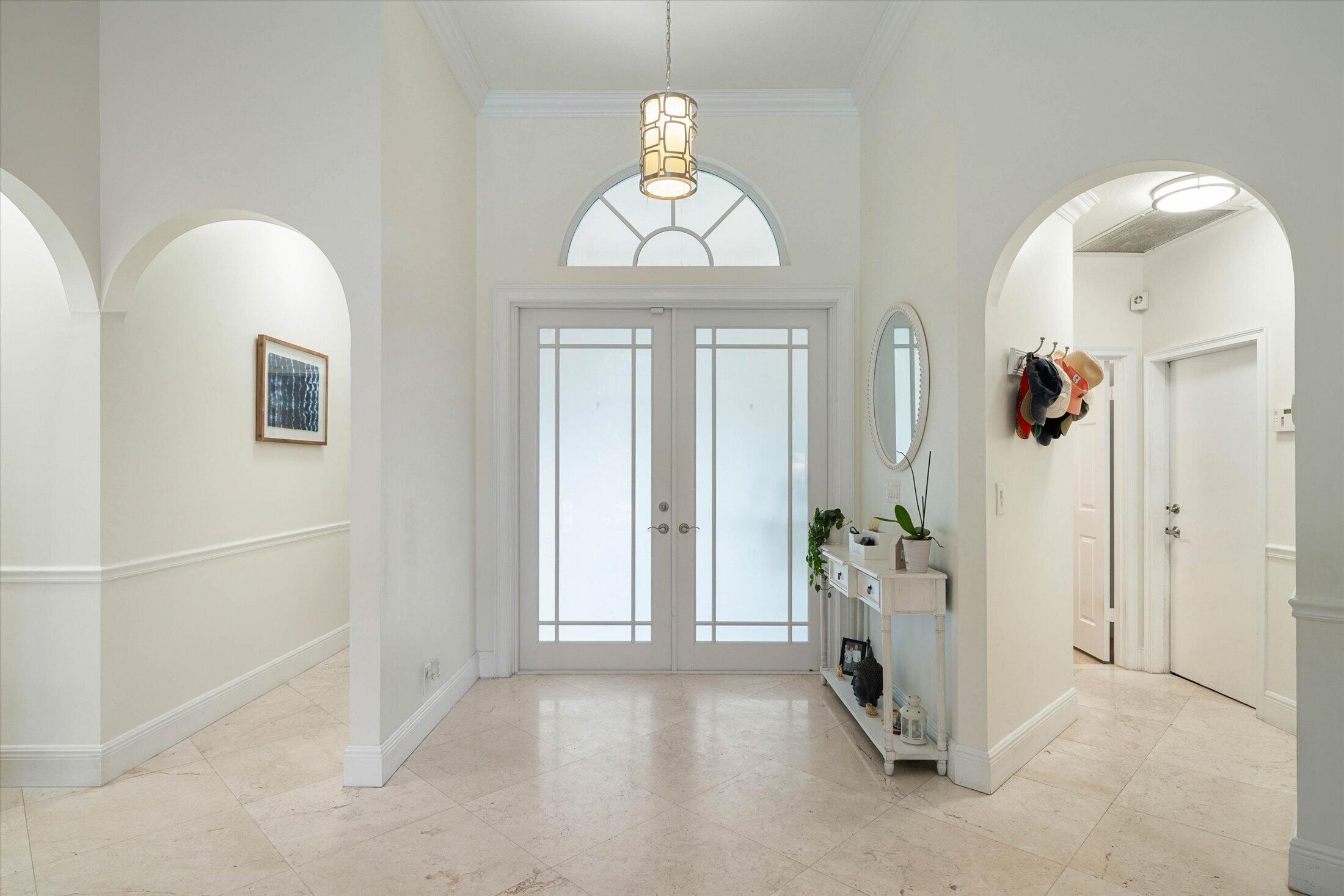 2647 EDGEWATER Drive