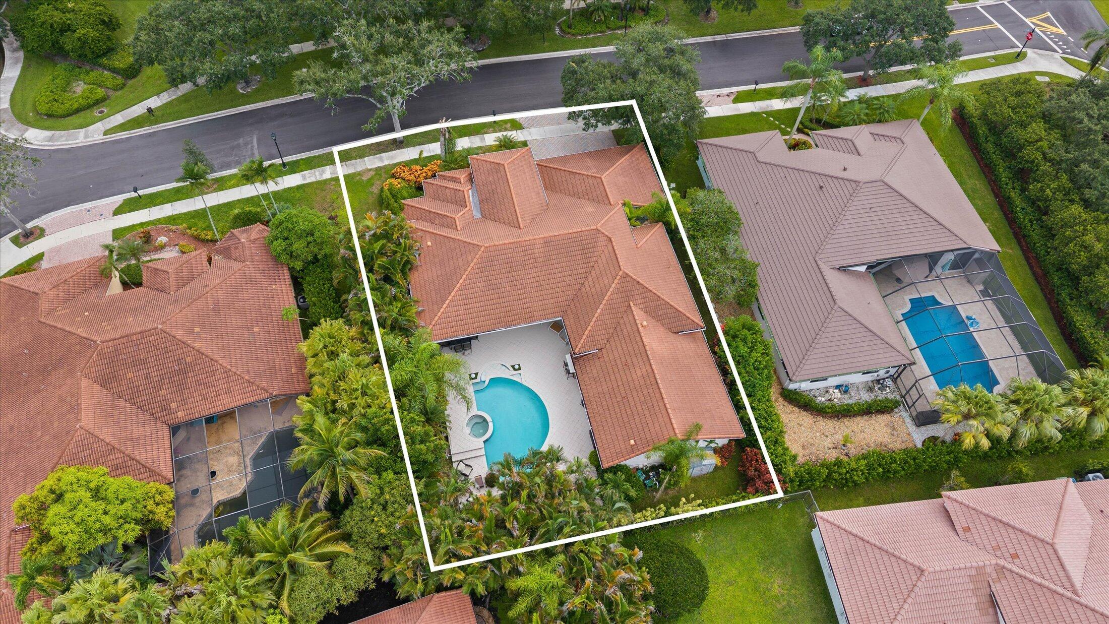 2647 EDGEWATER Drive