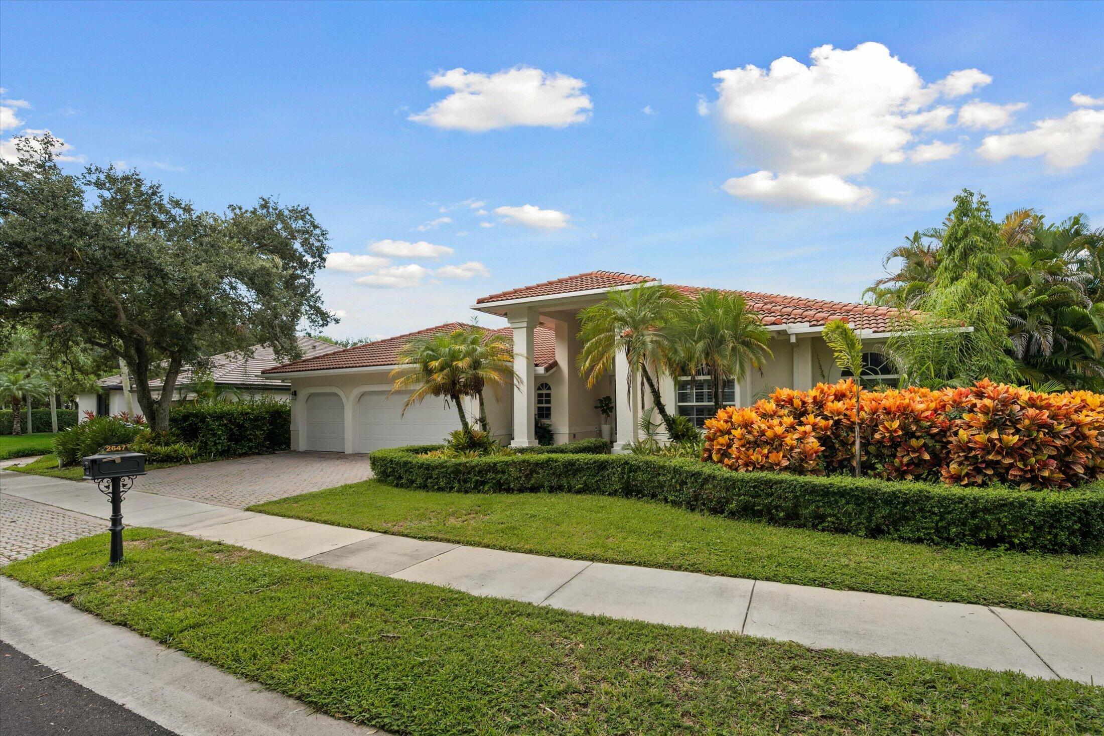 2647 EDGEWATER Drive