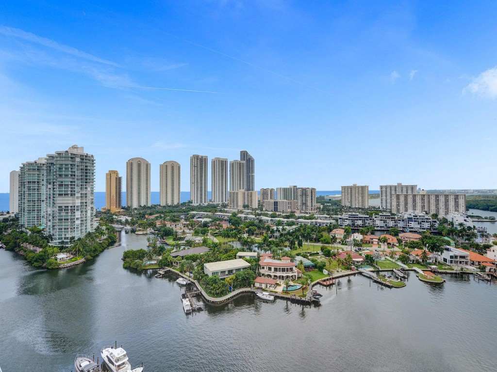 400 Sunny Isles Blvd Unit: 1917