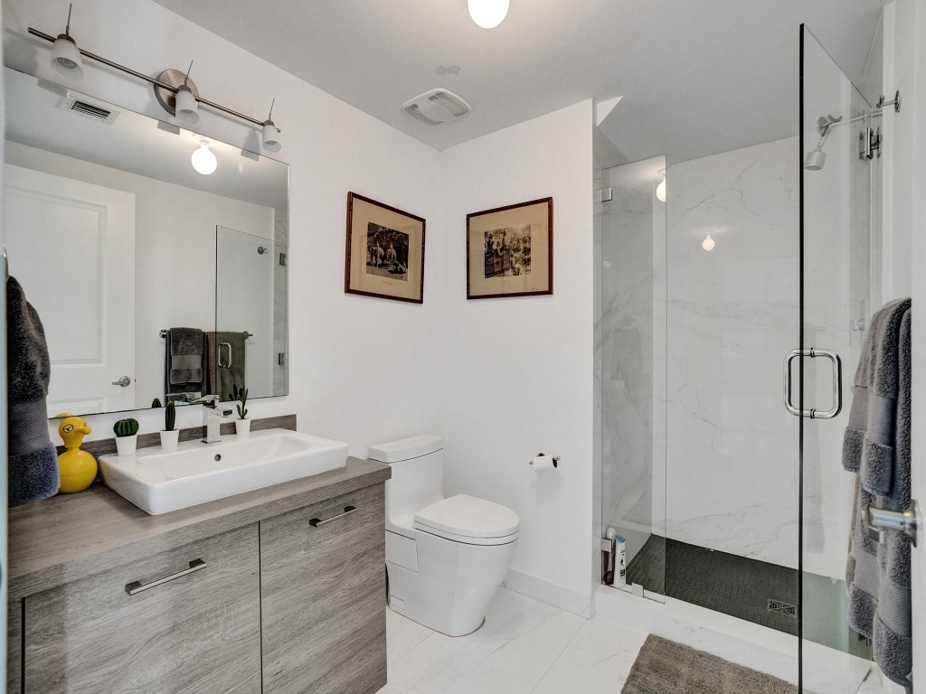 400 Sunny Isles Blvd Unit: 1917