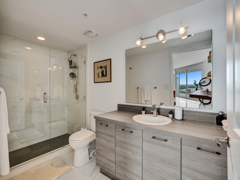 400 Sunny Isles Blvd Unit: 1917