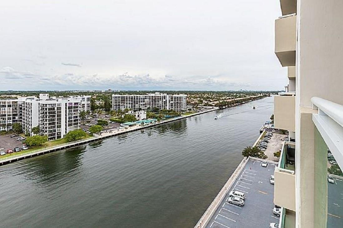 3000 S Ocean Dr Unit: 1200