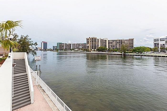 3000 S Ocean Dr Unit: 1200