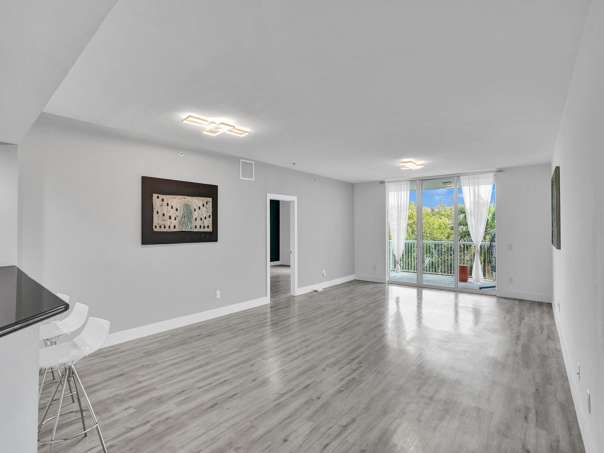 14951 Royal Oaks Ln Unit: 307