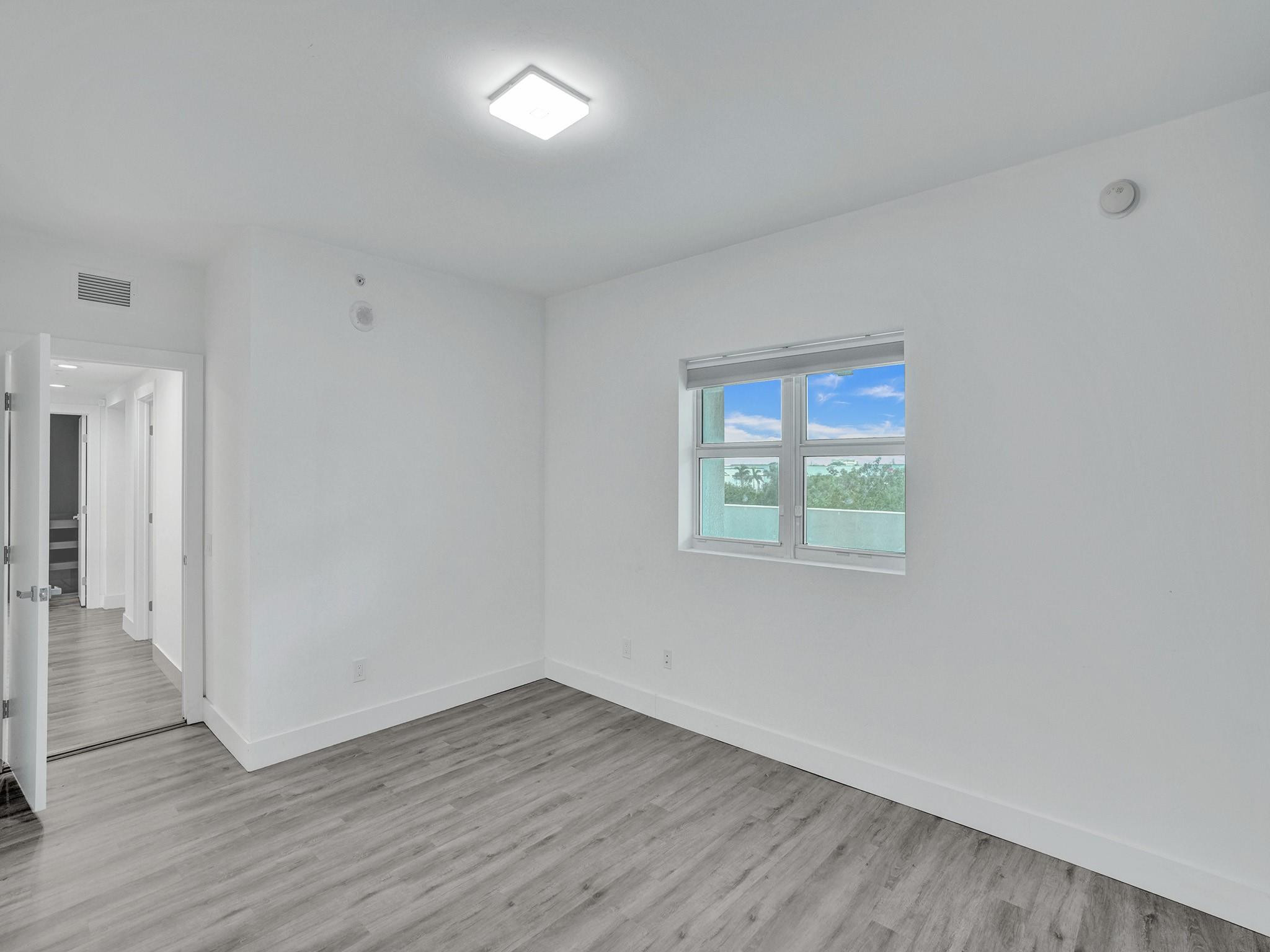 14951 Royal Oaks Ln Unit: 307