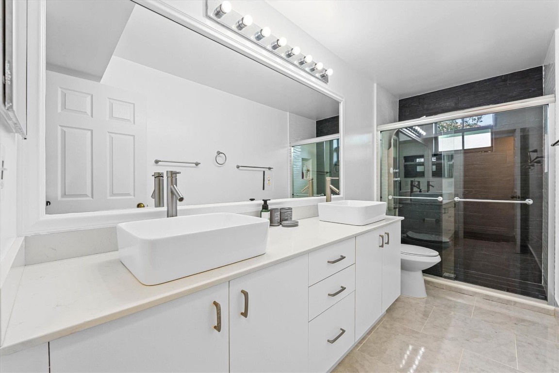 4010 Peppertree Dr Unit: 4010