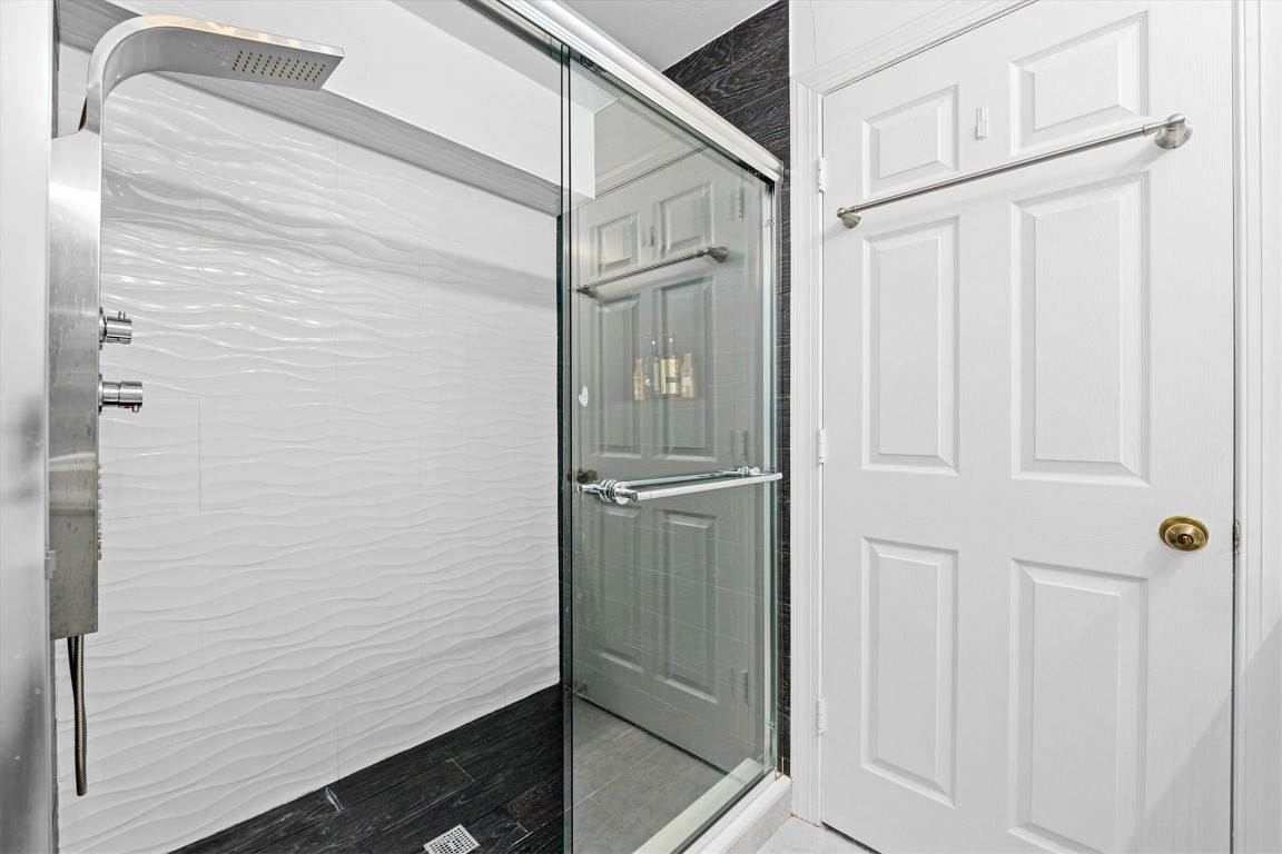 4010 Peppertree Dr Unit: 4010