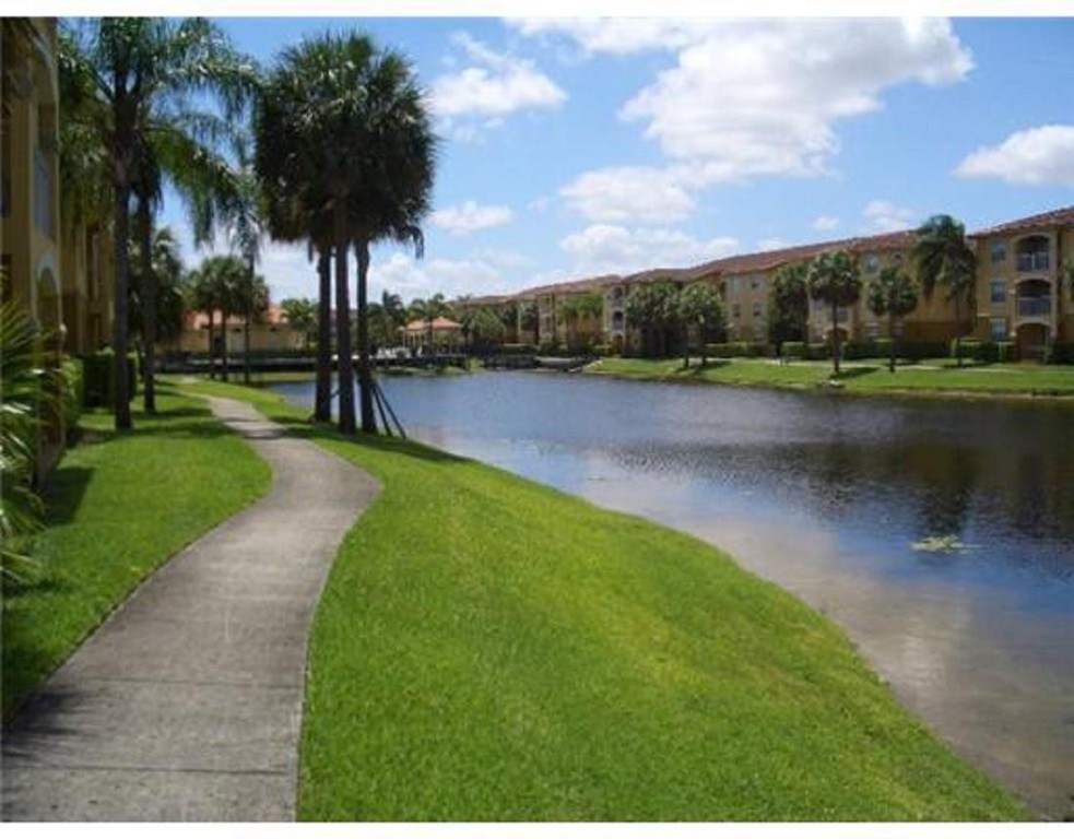 9615 NW 1 COURT Unit: 10-103