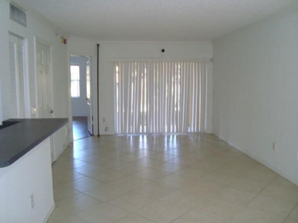 9615 NW 1 COURT Unit: 10-103