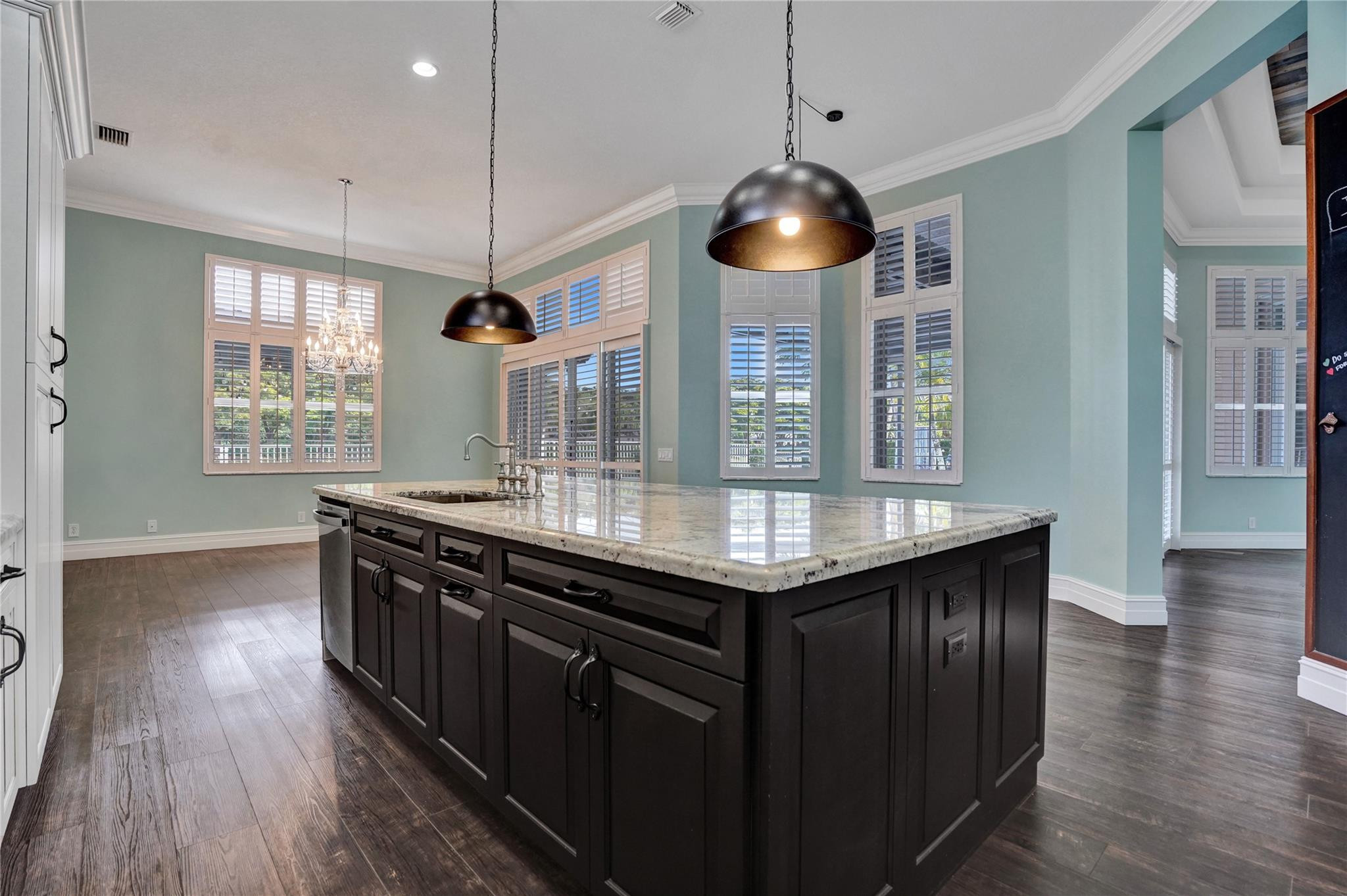 2414 Deer Creek Rd