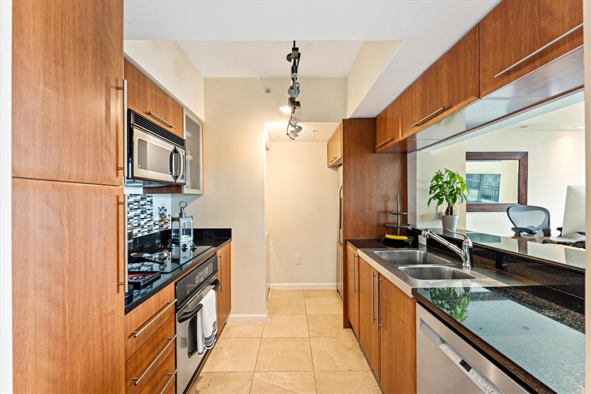 610 W Las Olas Blvd 1811N