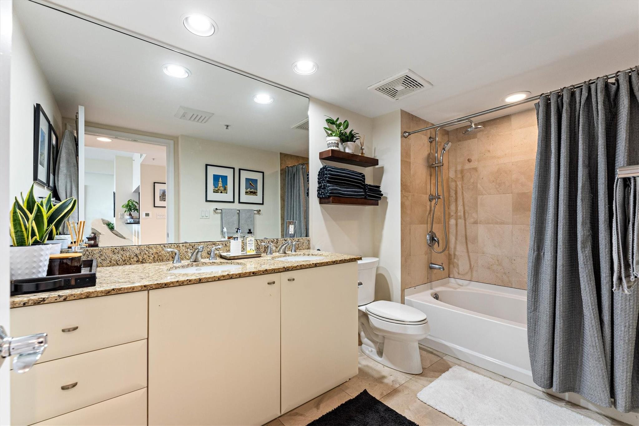 610 W Las Olas Blvd 1811N