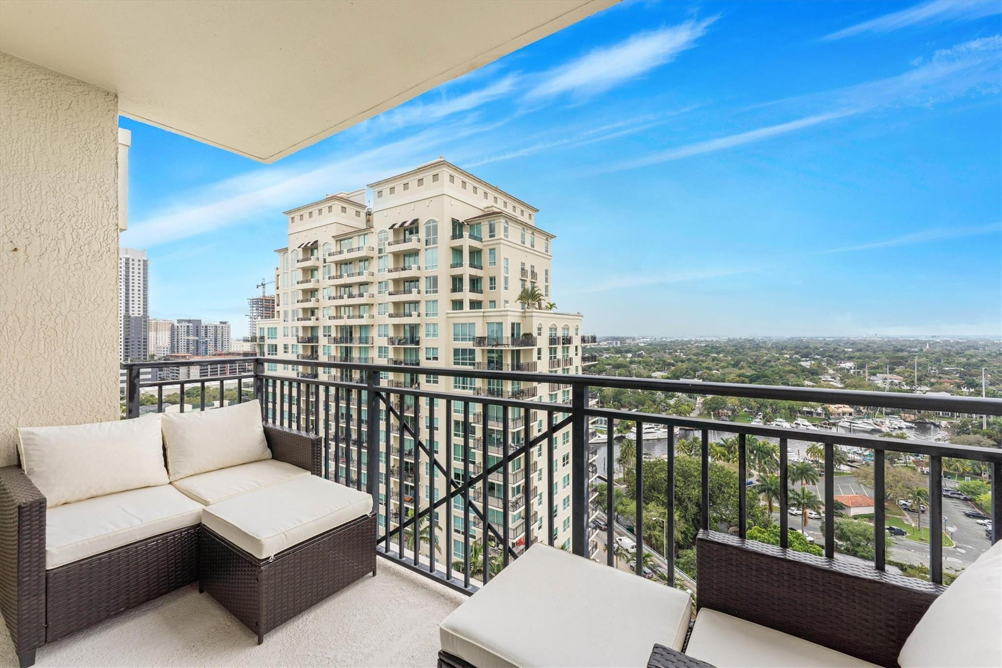 610 W Las Olas Blvd 1811N