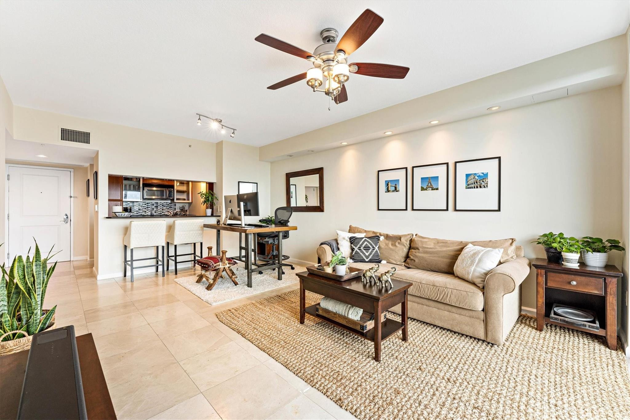 610 W Las Olas Blvd 1811N