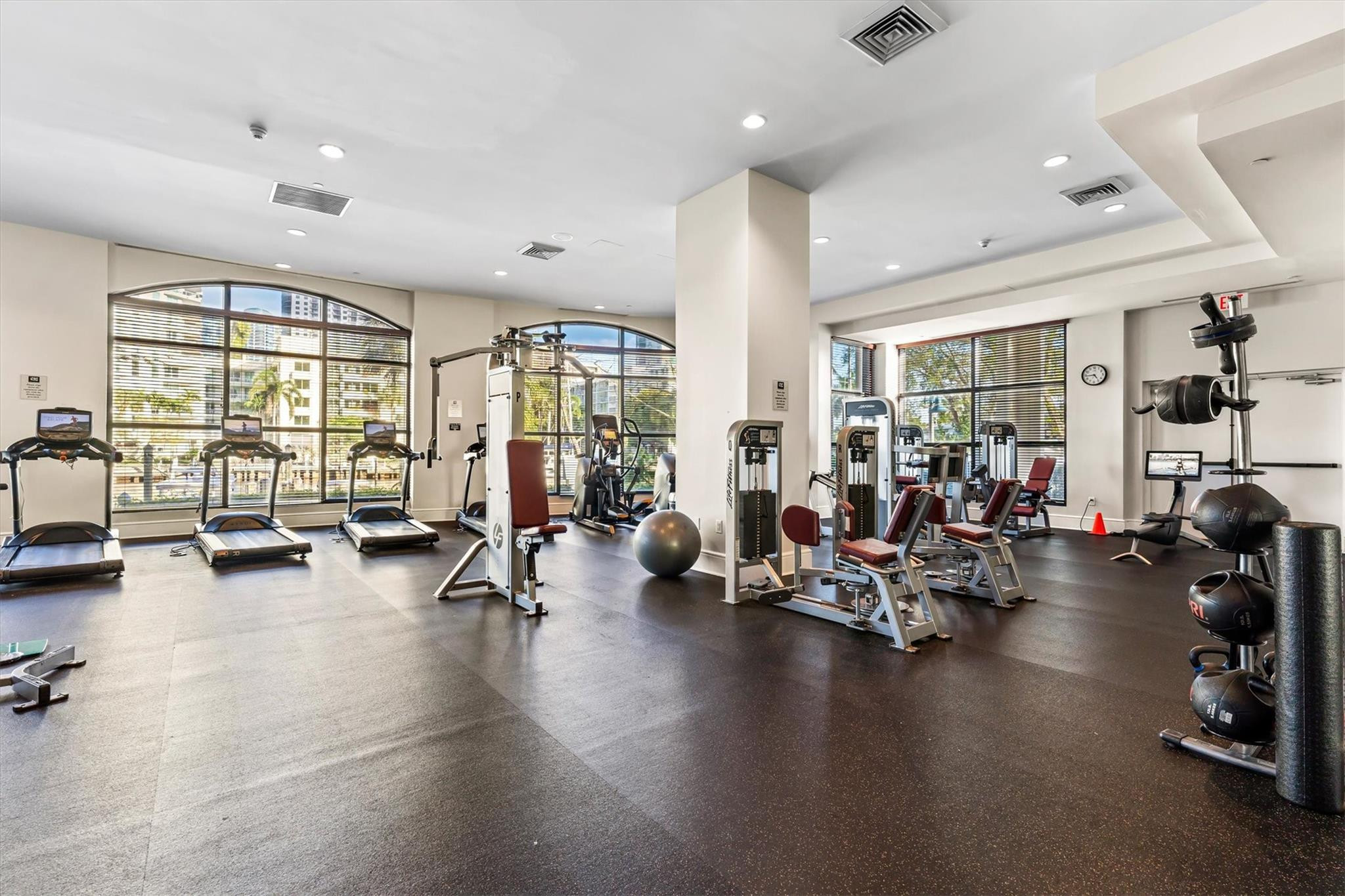 610 W Las Olas Blvd 1811N