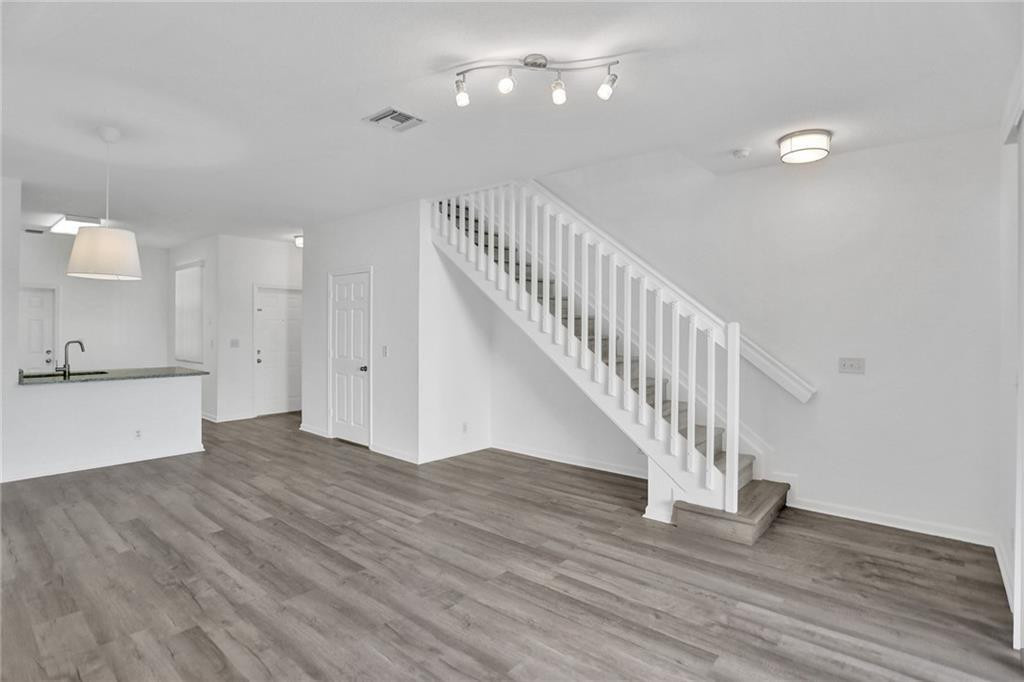 4141 Briar Ln