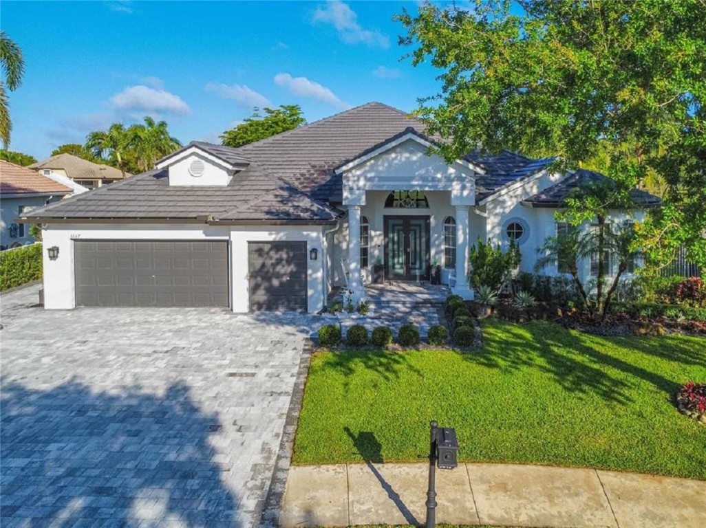 3647 Amelia Island Ln