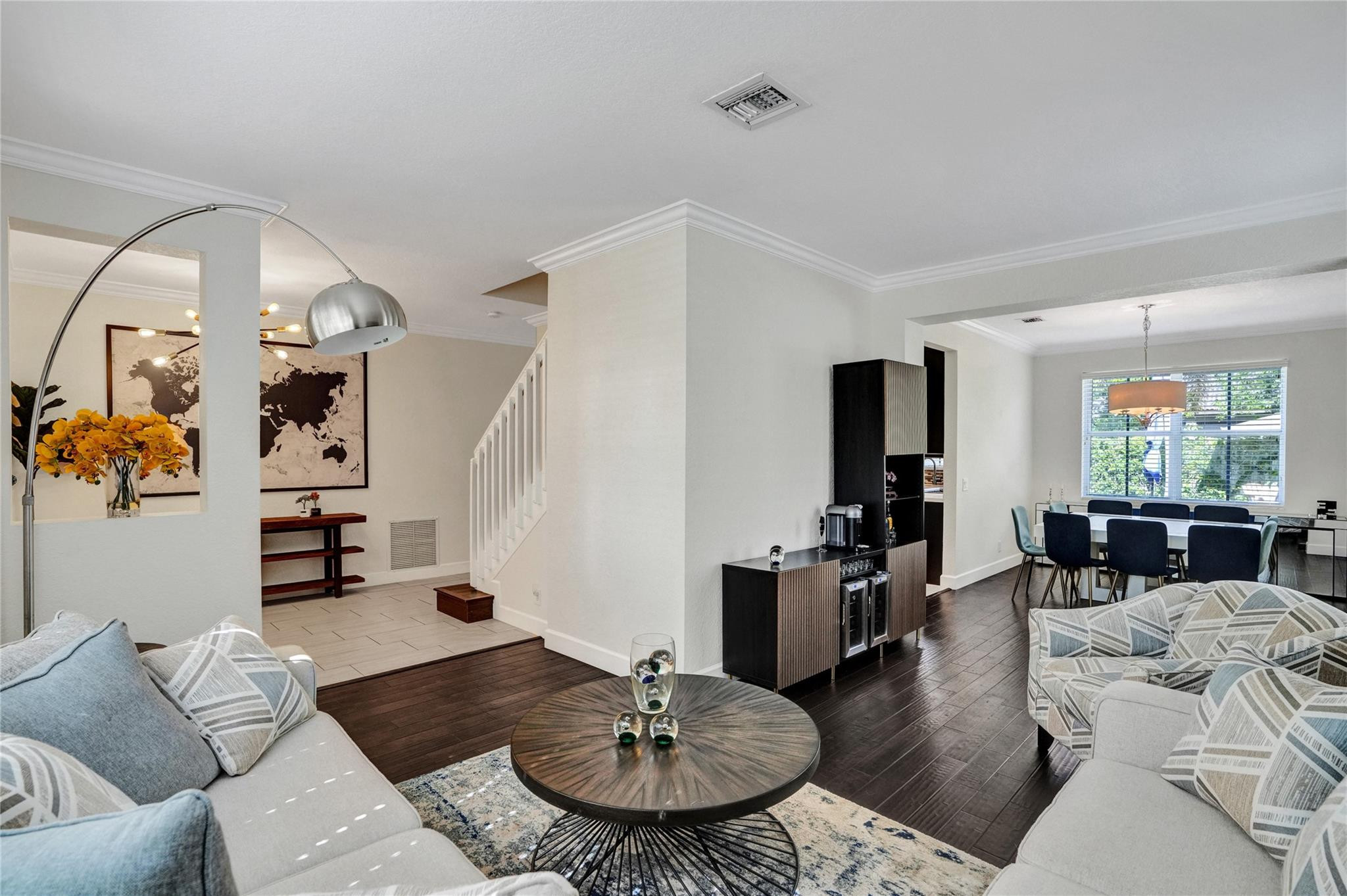 760 Nandina Dr