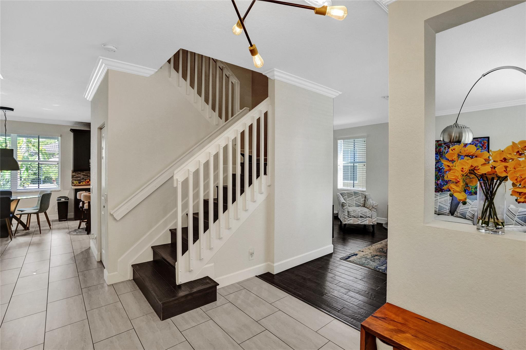 760 Nandina Dr