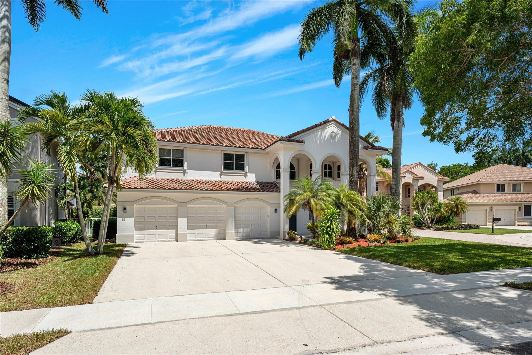 3821 HERON RIDGE LN