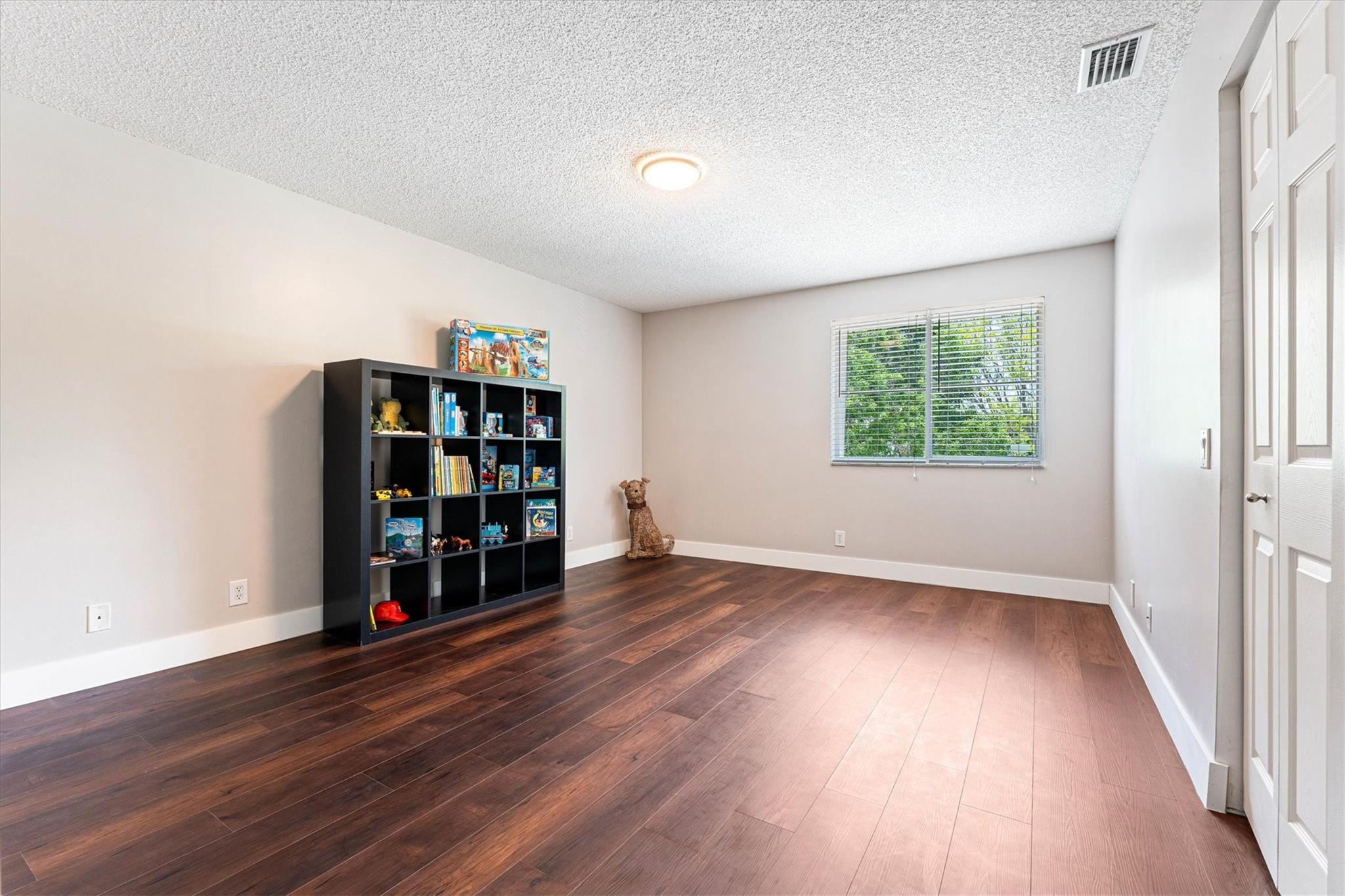 3821 HERON RIDGE LN