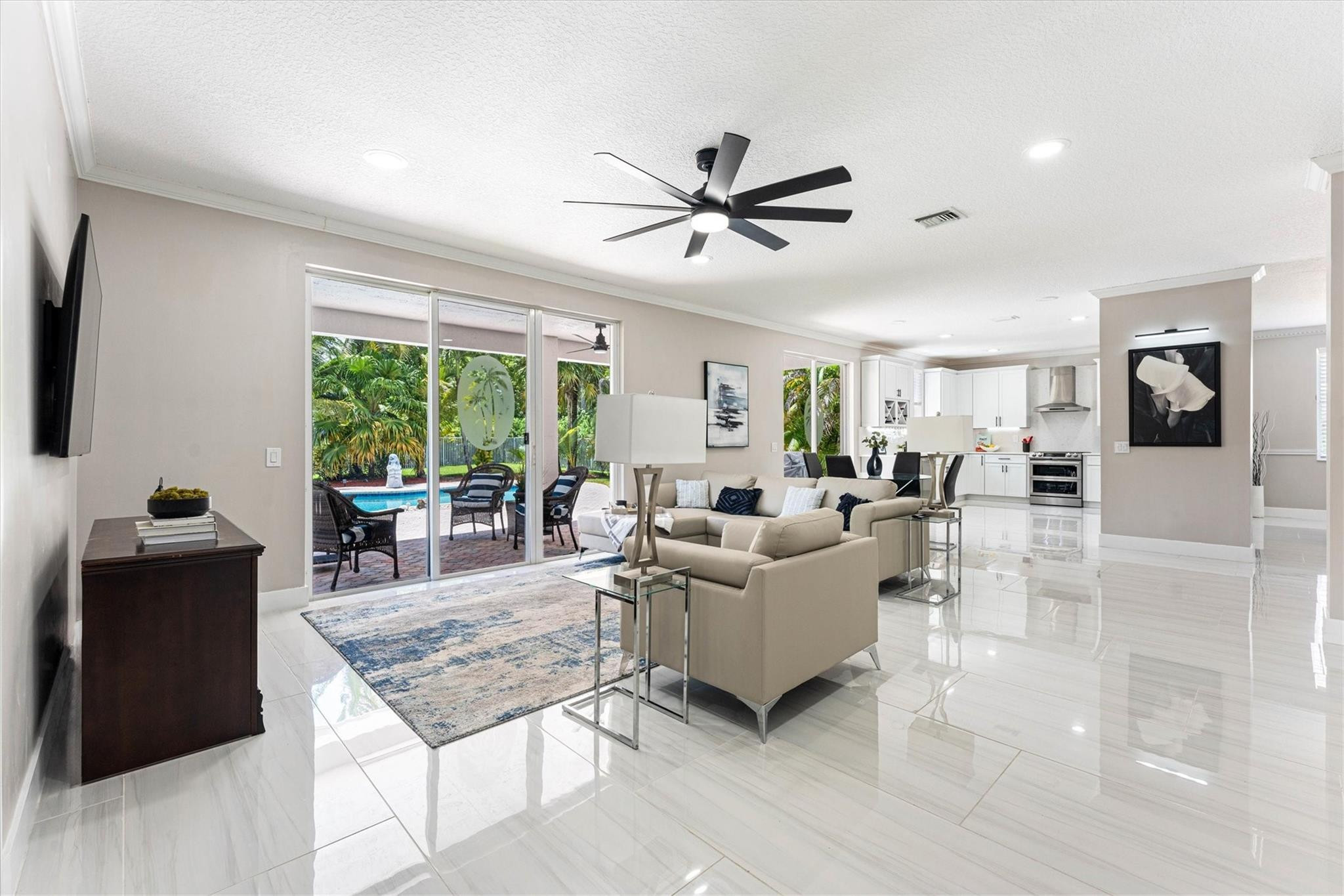 3821 HERON RIDGE LN