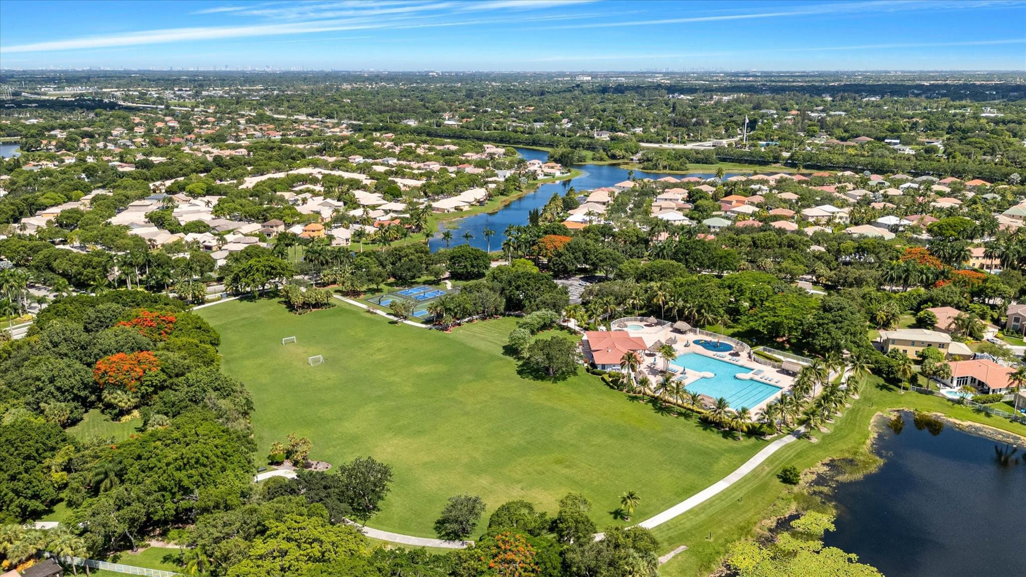 3821 HERON RIDGE LN