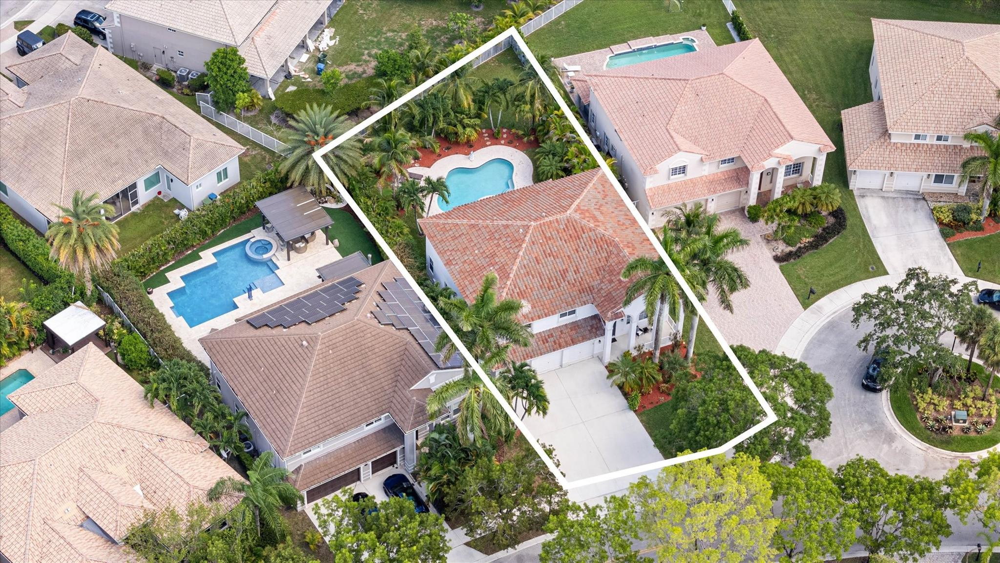 3821 HERON RIDGE LN