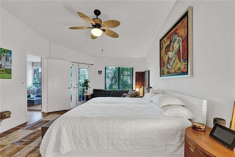 7533 Glendevon Ln 907