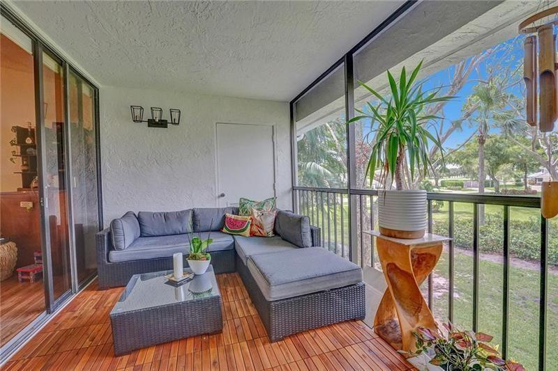 7533 Glendevon Ln 907