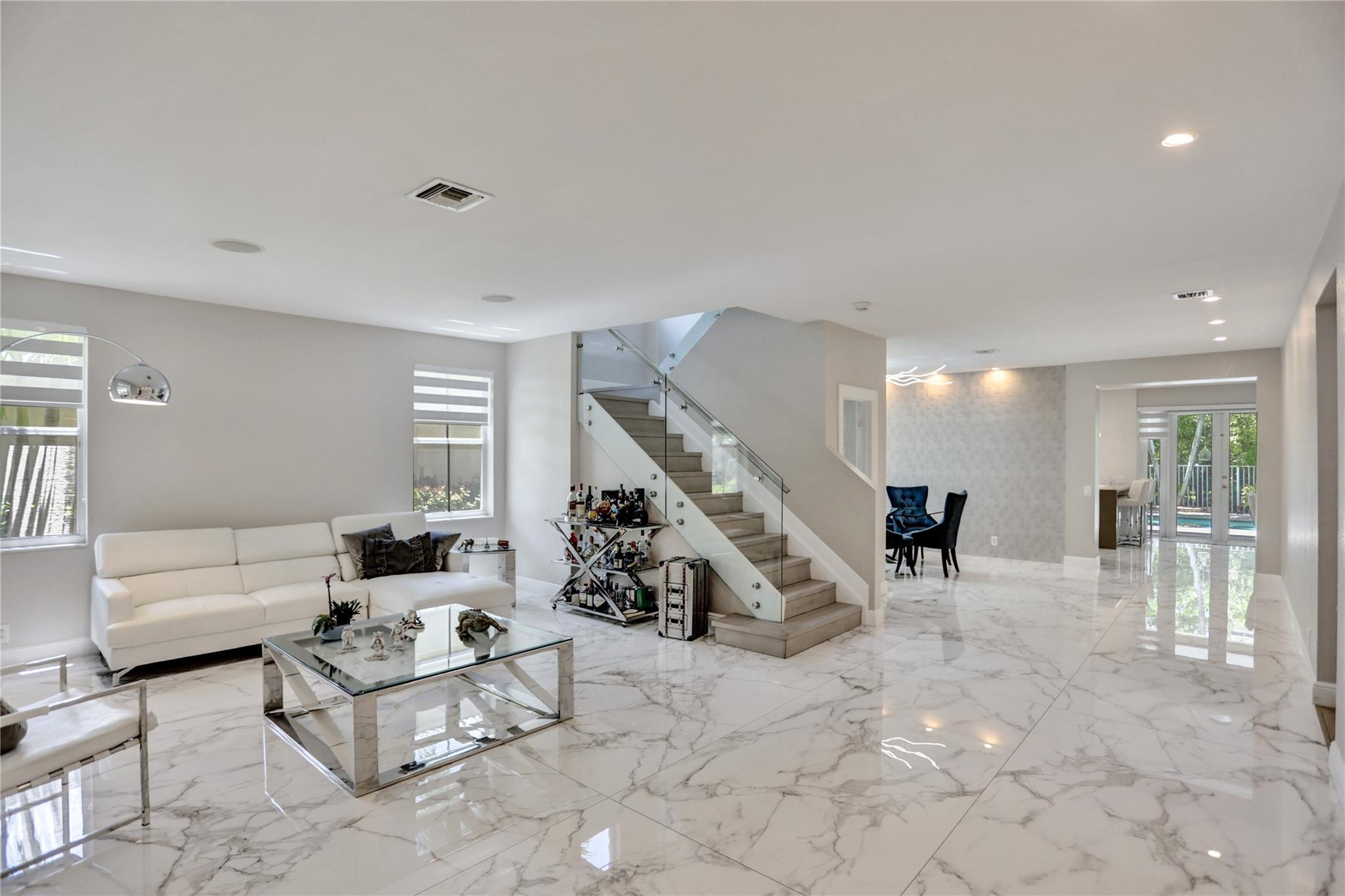 1159 Skylark Dr