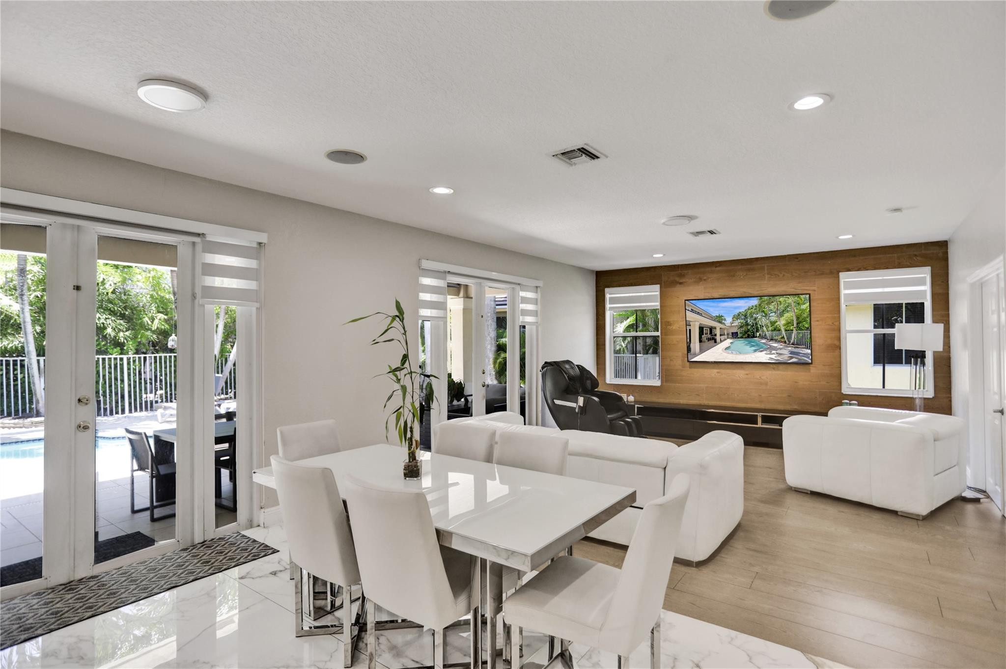 1159 Skylark Dr