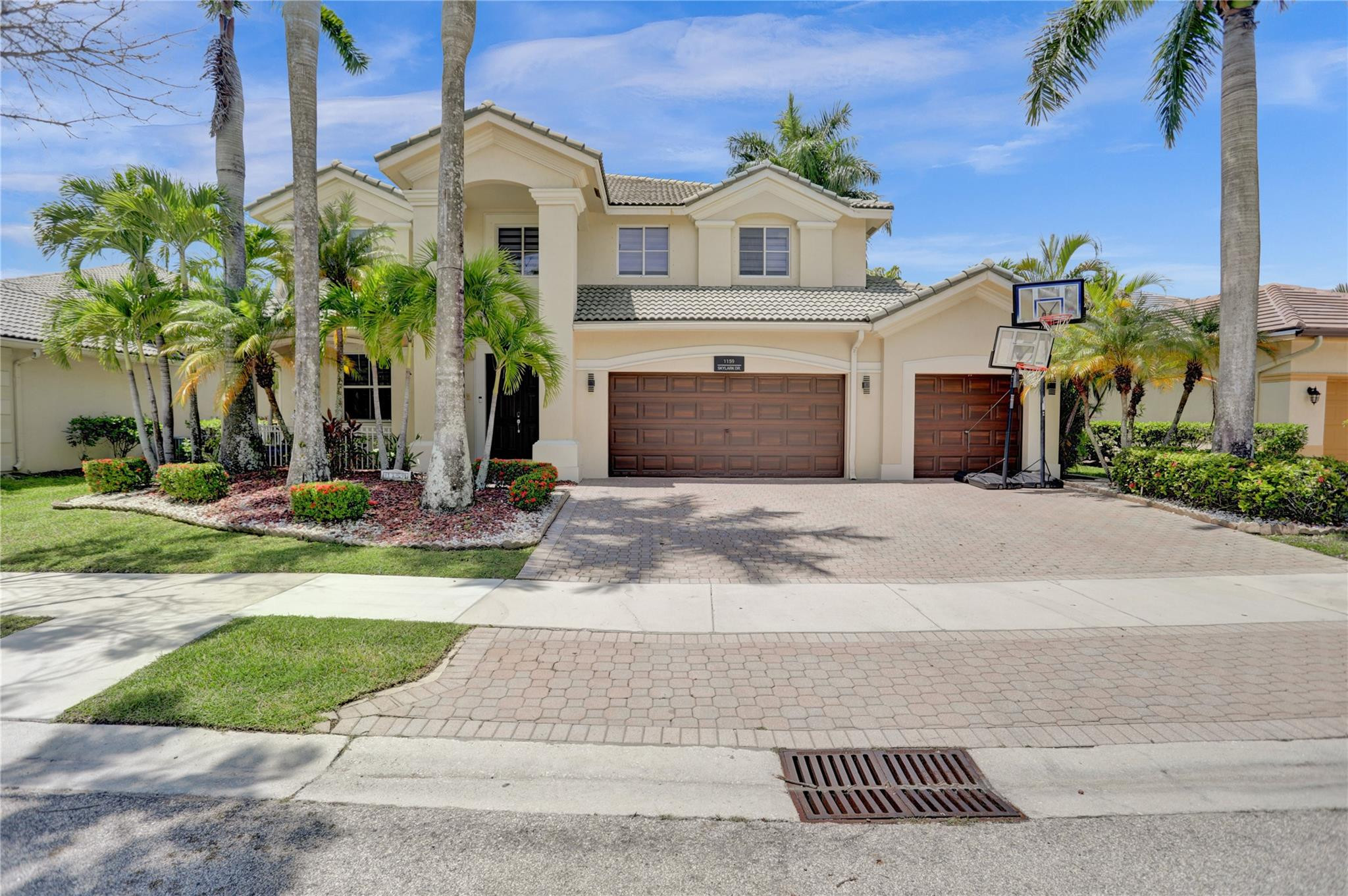 1159 Skylark Dr