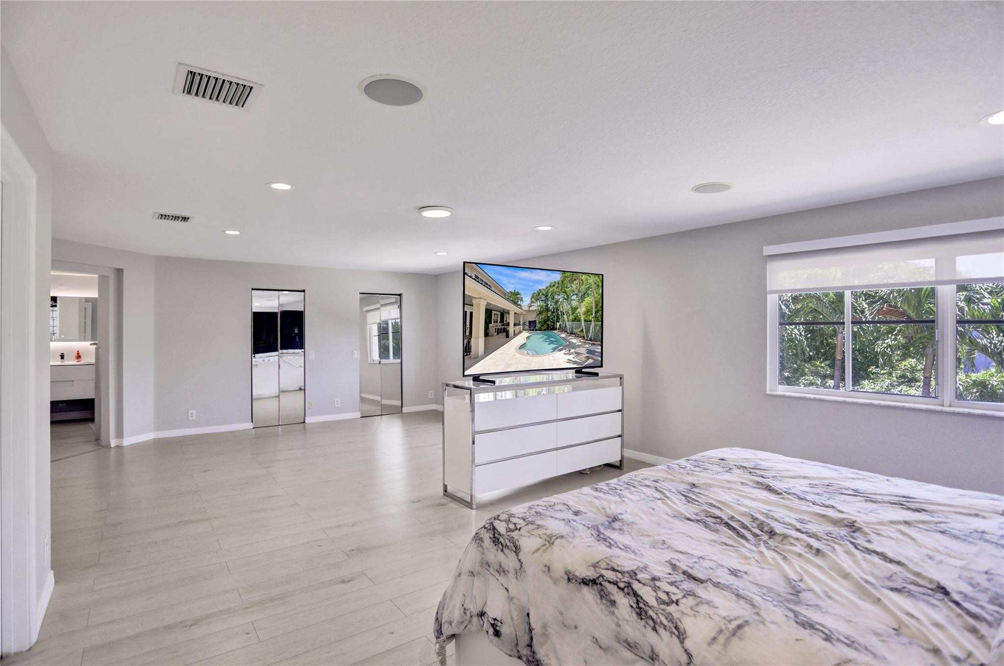 1159 Skylark Dr