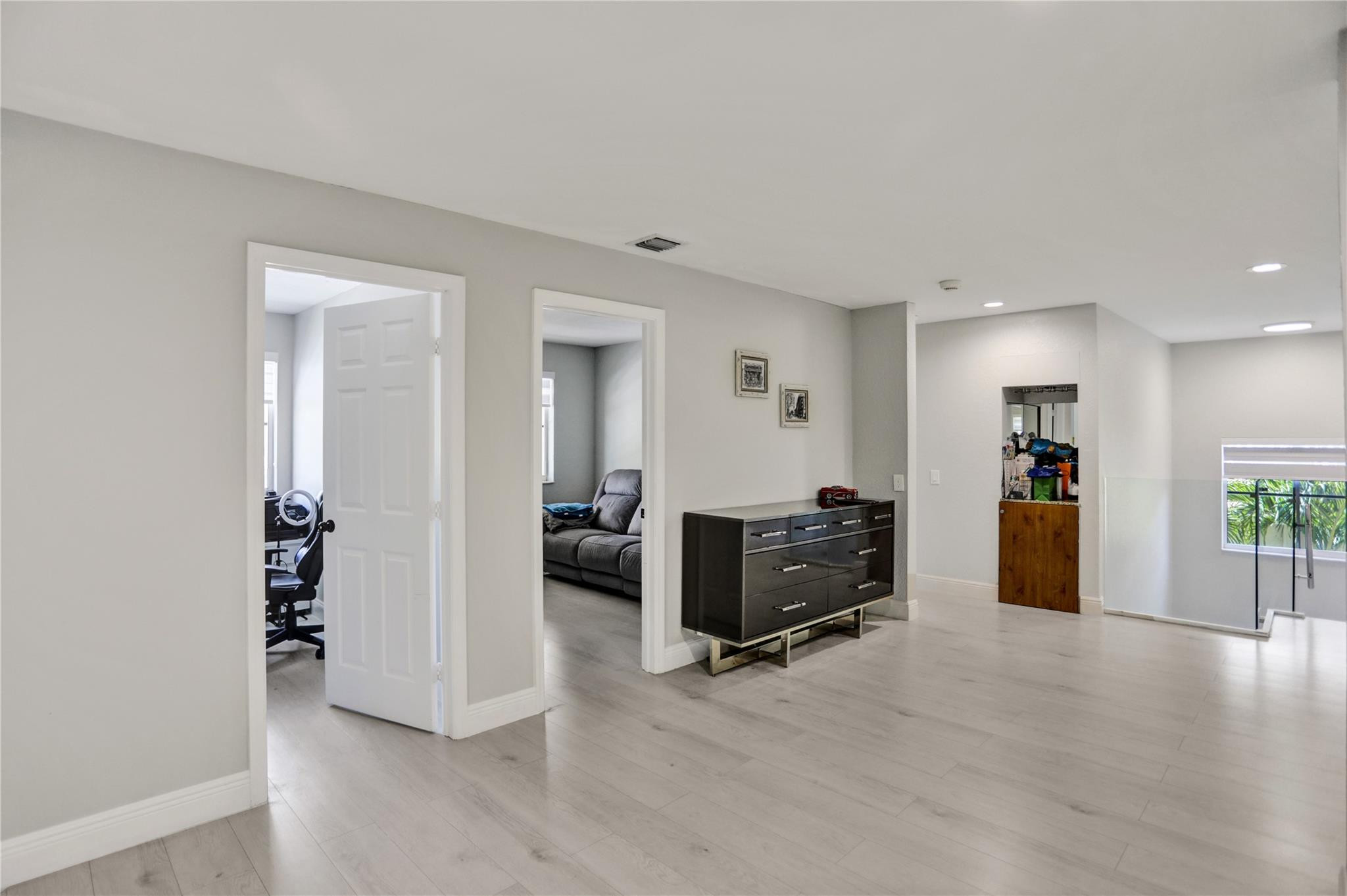 1159 Skylark Dr